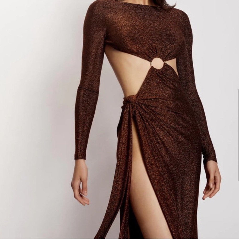 MESHKI Christina Brown Gold Backless Long Sleeve Maxi Wrap Dress| Blogge… - Picture 2 of 10